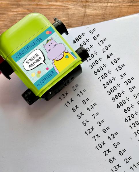 Rechen-Roll-Stempel - Division & Multiplikation Bunte Geschenke - Die Spiegelburg